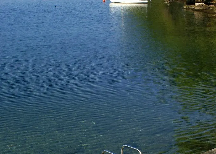 With Parking Space Splitska, Brac - 17023