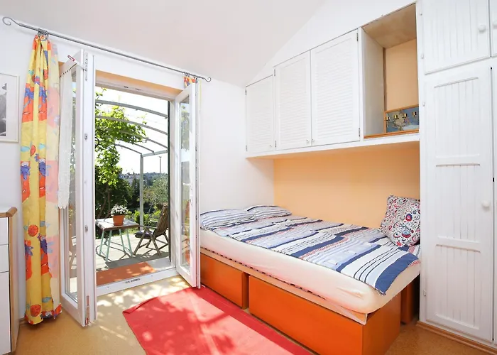 With Parking Space Splitska, Brac - 17023